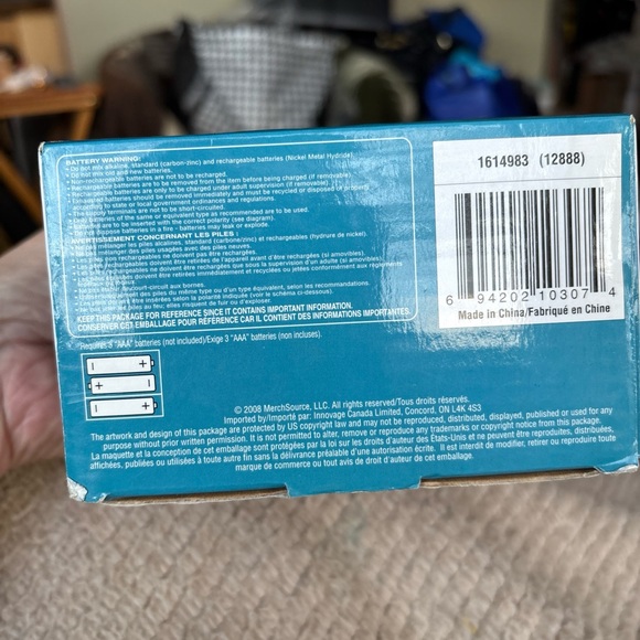 Shift 4 Color Changing LCD  Alarm Clock - New Open Box. - Picture 5 of 5